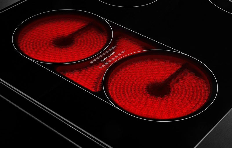 Cuisinière électrique Maytag de 5,3 pi3 et de 30 po avec friture à air sans préchauffage - acier inoxydable résistant aux traces de doigts - YMFES7030SZ