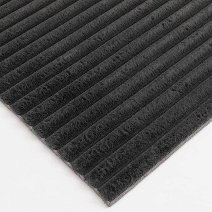 Carpette Dream Step à canaux en fausse fourrure gris foncé avec mousse à mémoire de forme - 5 pi x 7 pi