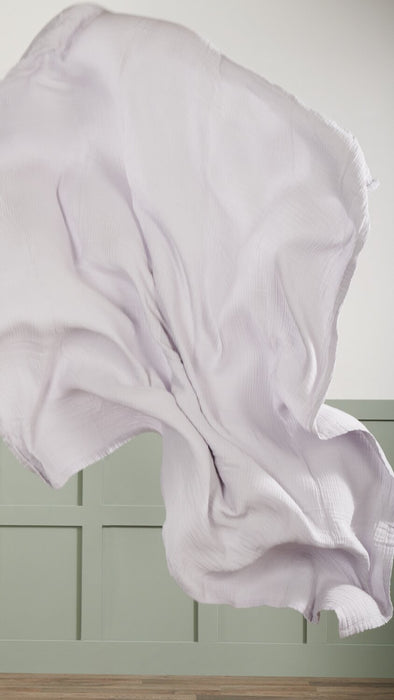 Couverture Veranda & Grove en coton à 4 couches pour grand lit - grise