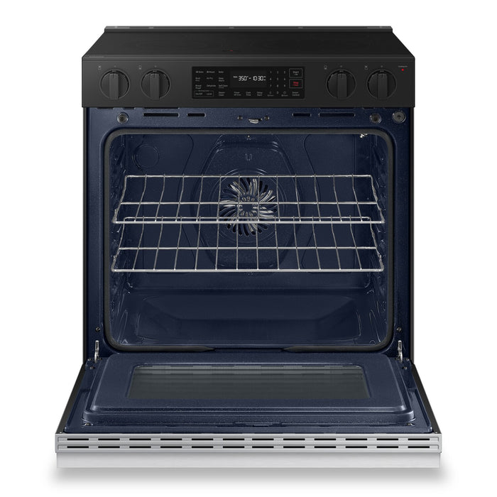 Cuisinière intelligente électrique encastrée Samsung de 6,3 pi³ avec friture à air - acier inoxydable - NSE6DG8300SRAC