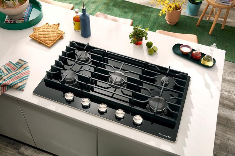 Surface de cuisson à gaz sur vitrocéramique KitchenAid de 30 po – KCGG530PBL