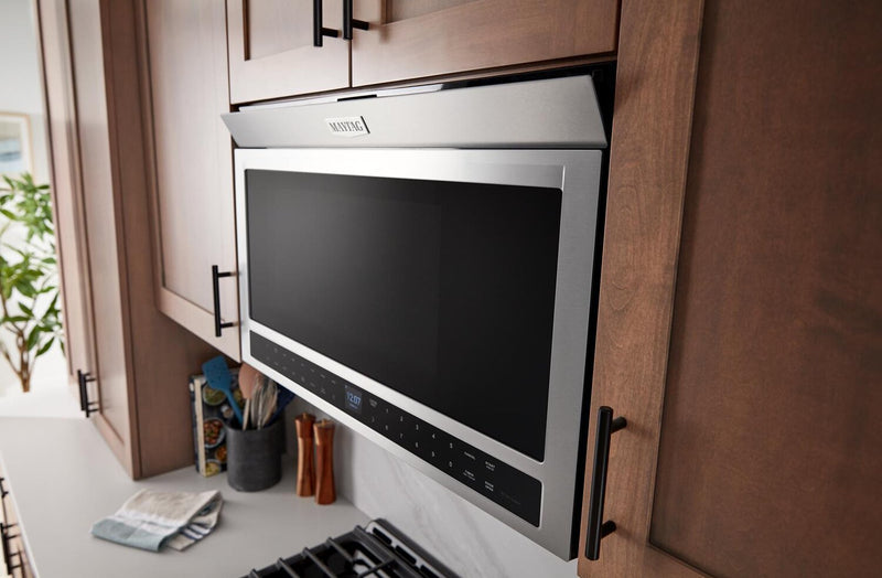 Four grille-pain et à micro-ondes à hotte intégrée Maytag de 1,1 pi3 à installation affleurée - acier inoxydable - YMMMF8030PZ