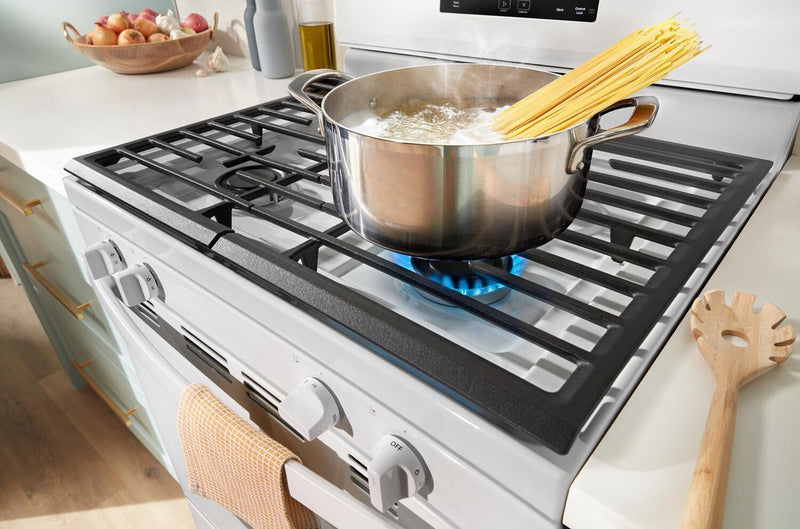 Cuisinière à gaz Whirlpool de 5,3 pi³ et de 30 po avec brûleur SpeedHeatMC - WFGS3530RW