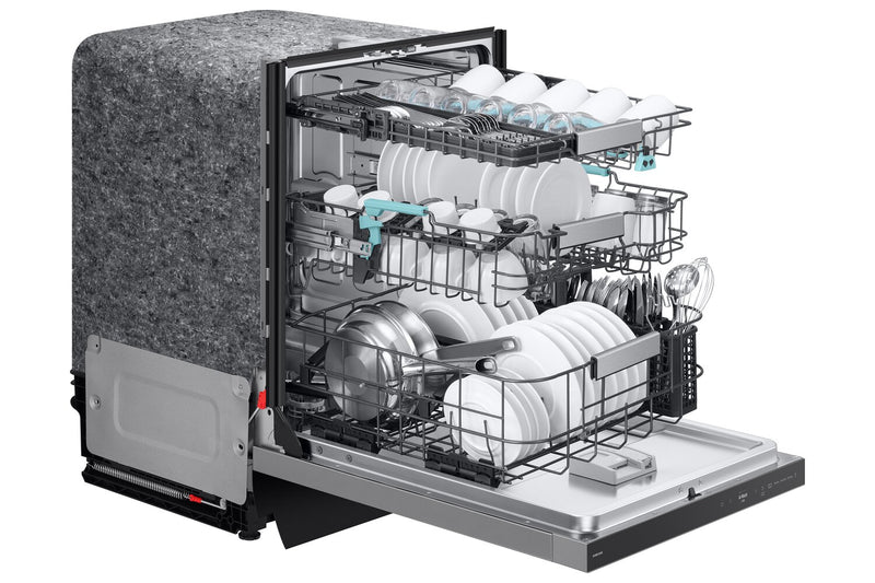 Lave-vaisselle Samsung de 24 po et de 38 dBA avec commandes sur le dessus, nettoyage avec IA et 3e panier - DW90F89T0USRAA