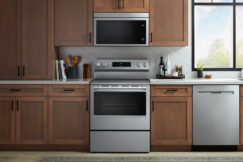 Cuisinière électrique Maytag de 5,3 pi3 et de 30 po avec friture à air sans préchauffage - acier inoxydable - YMFES6030RZ