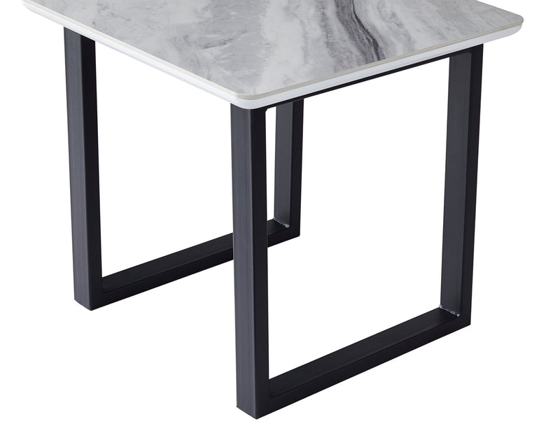 Table de bout moderne Serena de 21,75 po - blanche et noire avec imitation de marbre