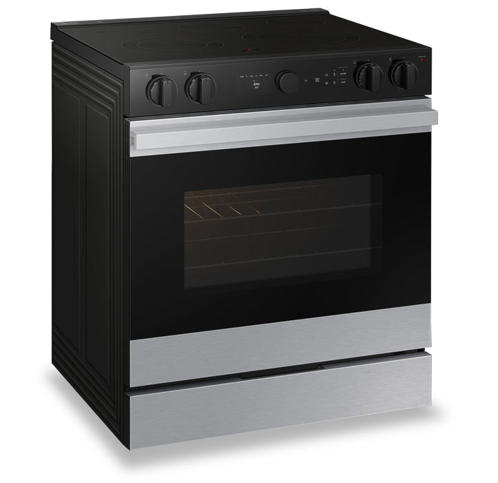 Cuisinière intelligente électrique encastrée Samsung de 6,3 pi³ avec friture à air et Air Sous Vide - acier inoxydable - NSE6DG8500SRAC