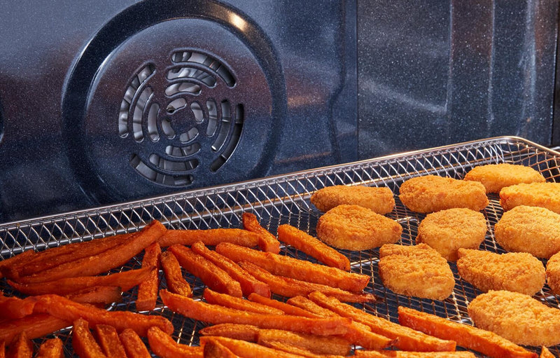 Cuisinière intelligente électrique Maytag de 5,3 pi³ avec friture à air et gril pour l’intérieur - acier inoxydable - YMFES8030RZ