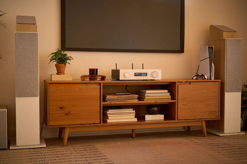 Récepteur AV à 7.2 canaux JBL MA710 8K – blanc (JBLMA710WHTAM)