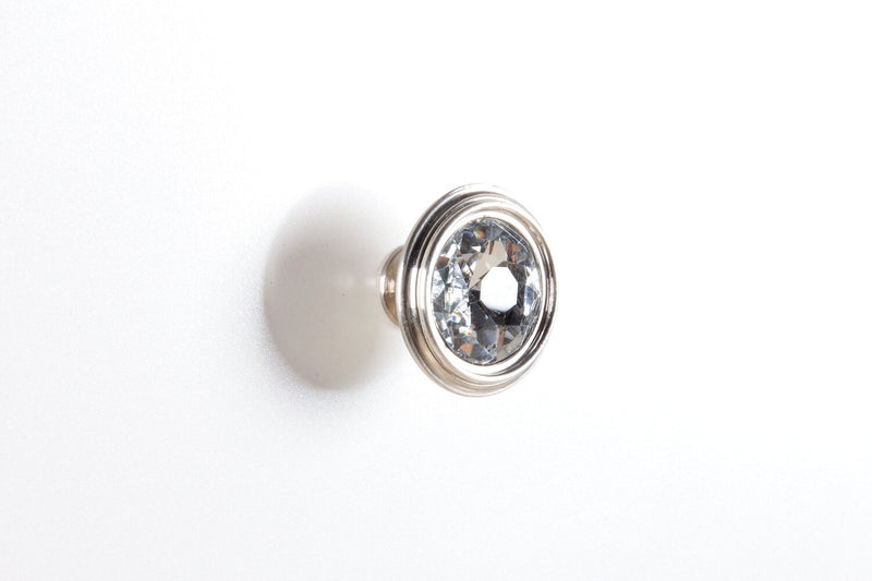 Commode verticale somptueuse Halo de 32 po (l) x 48 po (H) à 4 tiroirs avec éclairage à DEL pour la chambre à coucher - blanche