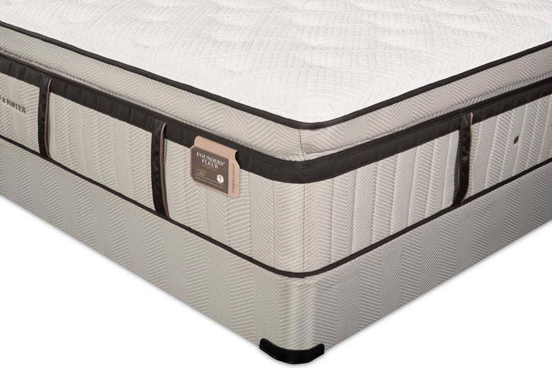 Ensemble matelas luxueux à Euro-plateau épais Swansea de Stearns & Foster pour grand lit