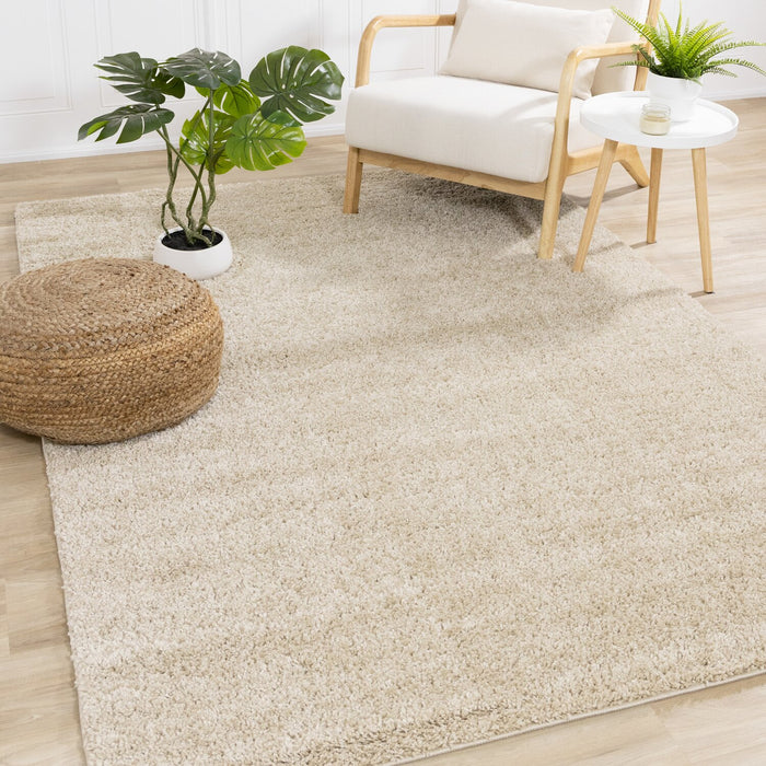 Carpette à poil long Pascal beige - 5 pi 3 po x 7 pi 7 po