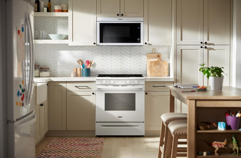 Cuisinière à gaz intelligente Whirlpool de 30 po, 5 pi³ – blanche – WSGS3330TW
