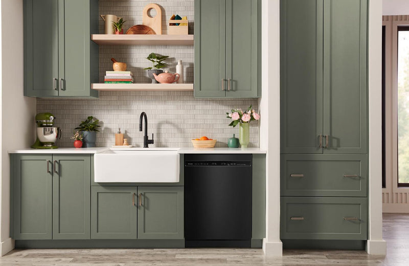 Lave-vaisselle KitchenAid de 24 po et de 47 dBA avec panier à ustensiles sur le troisième niveau - noir - KDFS224SBL