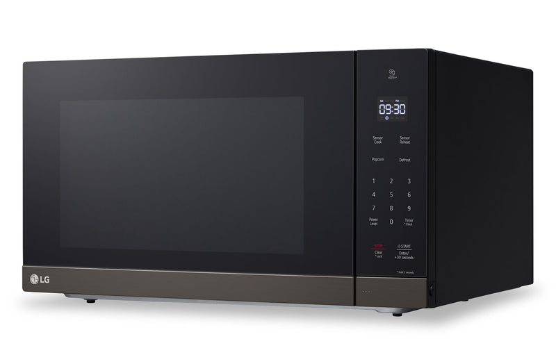 Four à micro-ondes de comptoir LG NeoChefMC de 2 pi3 avec technologie Smart Inverter et cuisson par capteur - MSER2090D