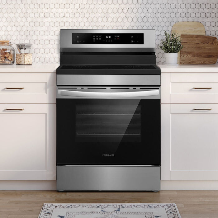 Cuisinière à induction Frigidaire de 5,3 pi³ avec commandes à l’arrière - acier inoxydable - FCRI306CAS