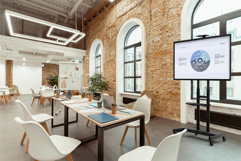 Chariot à roulettes Kanto pour téléviseurs de 55 po à 86 po 