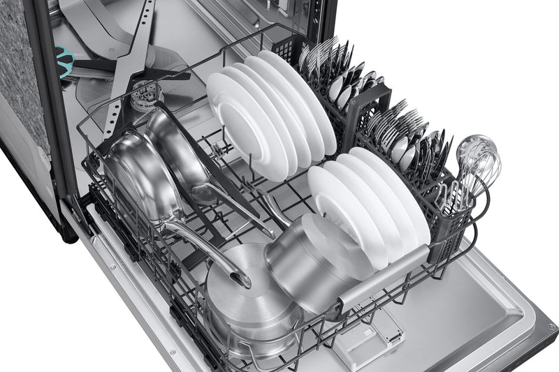 Lave-vaisselle Samsung de 24 po et de 38 dBA avec commandes sur le dessus, nettoyage avec IA et 3e panier - DW90F89T0USRAA