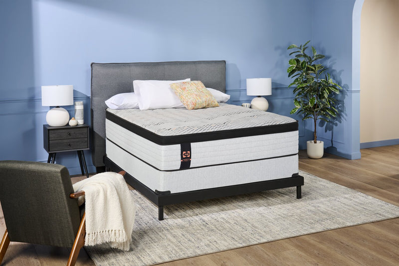 Ensemble Matelas semi-ferme à Euro-plateau Bronson PosturepedicMD Plus de série 1000 de Sealy pour grand lit