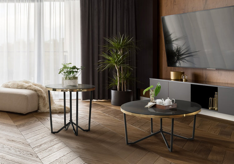 Table à café ronde moderne Xander de 36 po avec dessus en verre - noire et dorée avec pattes en métal
