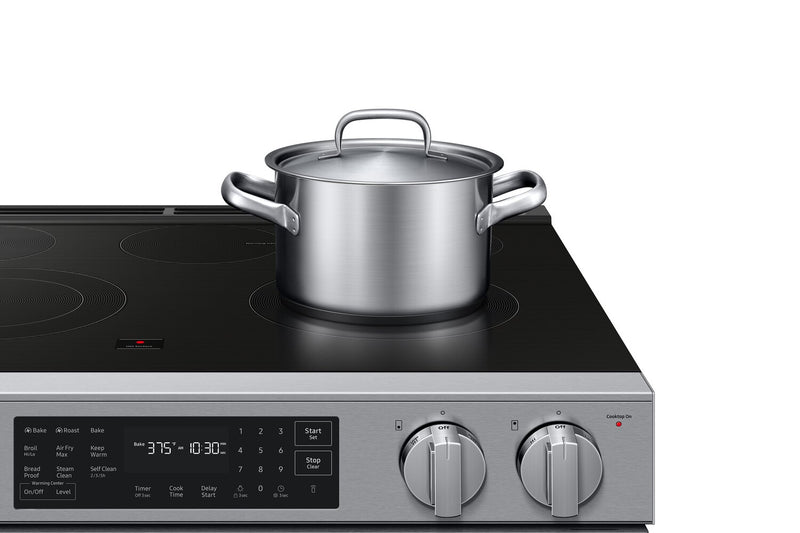 Cuisinière électrique encastrée Bespoke de Samsung de 6,3 pi3 avec friture à air sans préchauffage Air Fry Max - NSE70H63SR