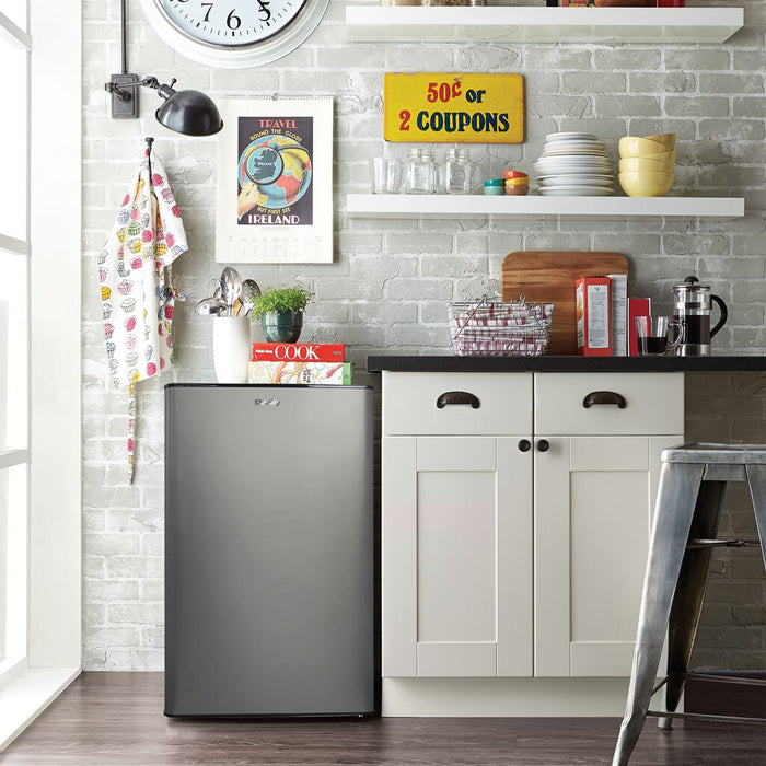 Mini réfrigérateur compact Danby de 4,4 pi³ et de 20,62 po à 1 porte - acier inoxydable - DAR044A9SLDB