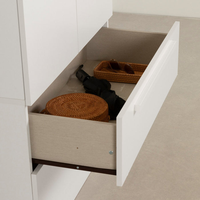 Commode verticale Alex de 33 po (L) x 68,5 po (H) à 2 tiroirs avec armoire de rangement pour la chambre à coucher - blanche