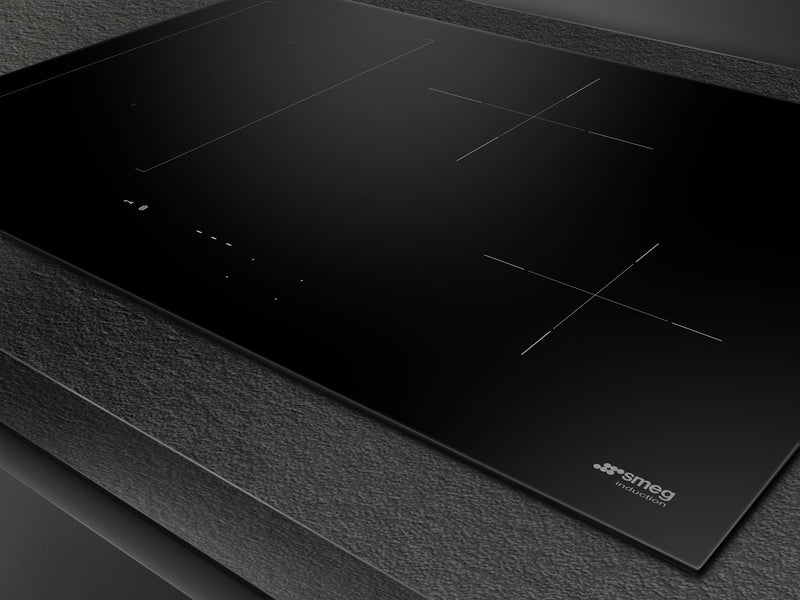 Surface de cuisson à induction Smeg de 30 po - SIMU330D