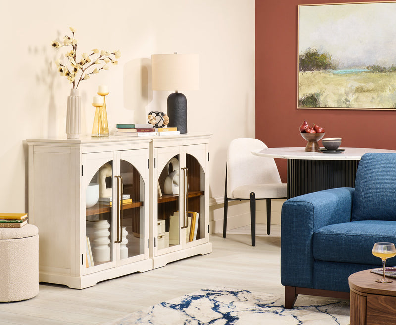 Armoire décorative Twyla en bois massif avec portes arquées - blanche