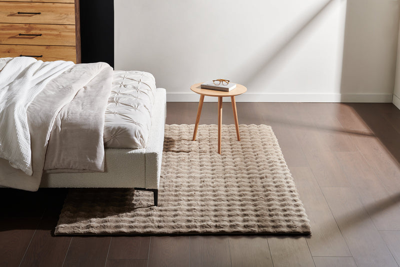 Table de bout ronde moderne Viola de 20 po - chêne naturel