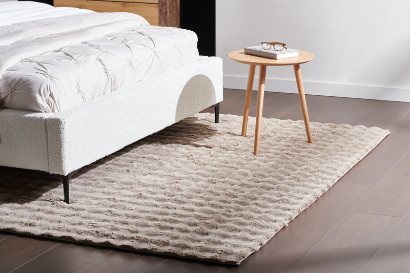 Table de bout ronde moderne Viola de 20 po - chêne naturel