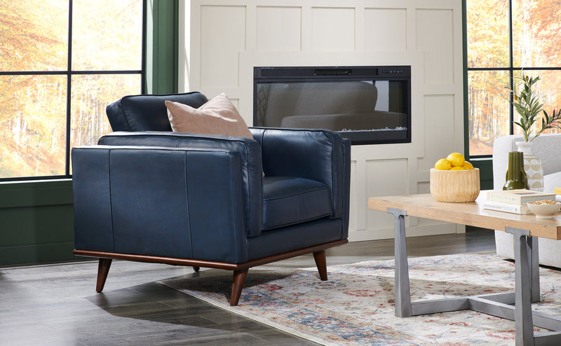 Fauteuil Vivia de 40 po en cuir véritable avec coussin de siège amovible et base en bois - bleu marine