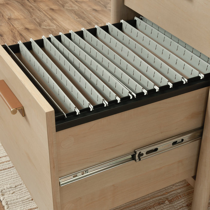 Bureau de direction Whitaker Point de 65,98 po de qualité commerciale à 5 tiroirs avec armoire - érable naturel