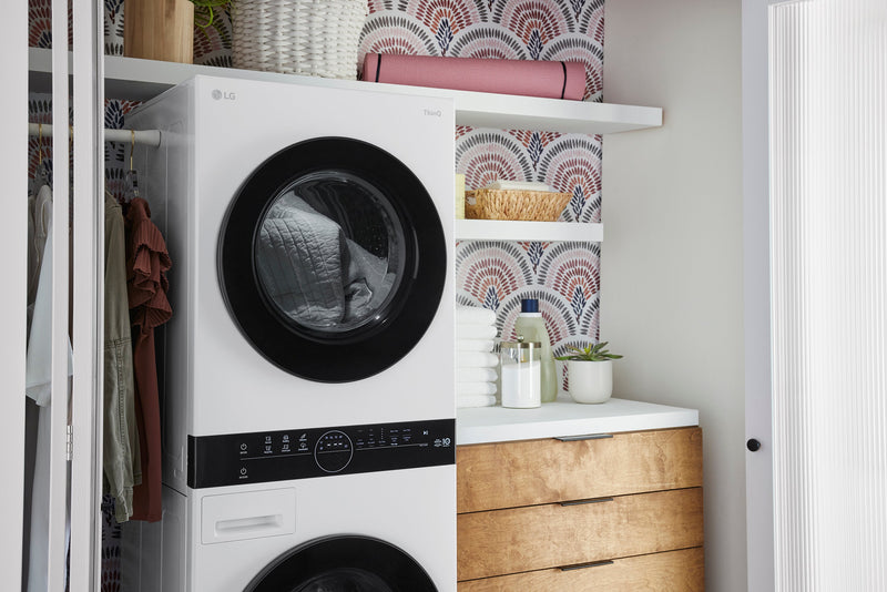 Tour de lavage WashTowerMC haute efficacité LG à chargement frontal avec laveuse de 3,1 pi³ et sécheuse de 4,2 pi³ - blanche - WKHC152HWA