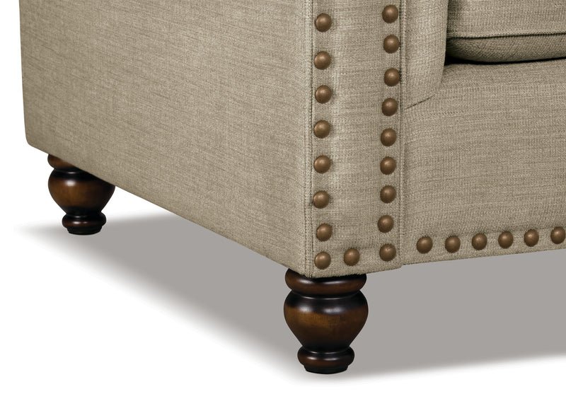 Sofa Wynn de 93 po fabriqué au Canada en tissu de chenille avec bordure de clous décoratifs et pattes en oignon en bois - taupe