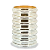 Vase doré en forme de coquille de 9 po
