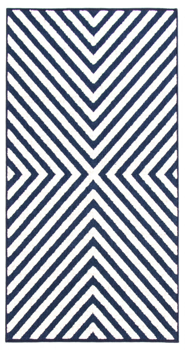 Carpette Dodie bleueivoire 2 pi 8 po x 4 pi 11 po