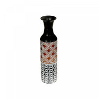 Vase Midnight Charm 18 po en métal