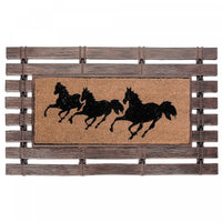 Tapis de plancher représentant une clôture en caoutchouc avec fibre de coco orné de chevaux au galop