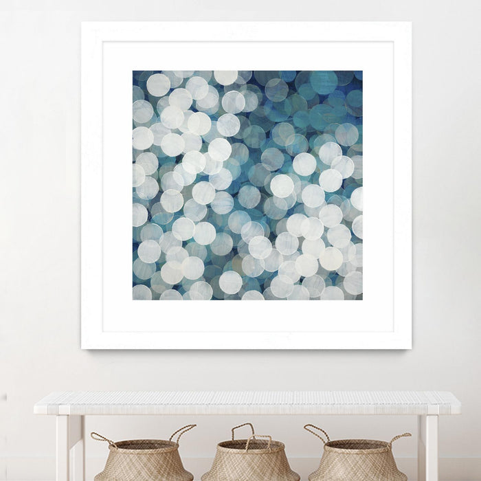 Œuvre d’art murale encadrée blanche et mate « Head In The Clouds » 36 x 36