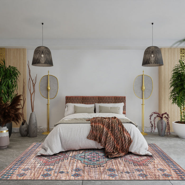 Carpette Kashkuli orange clair 5 pi 3 po x 8 pi 0 po