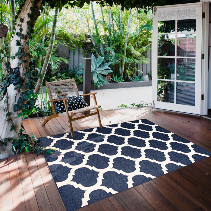 Carpette Sophie ivoirebleu marine - 6 pi 7 po x 9 pi 6 po