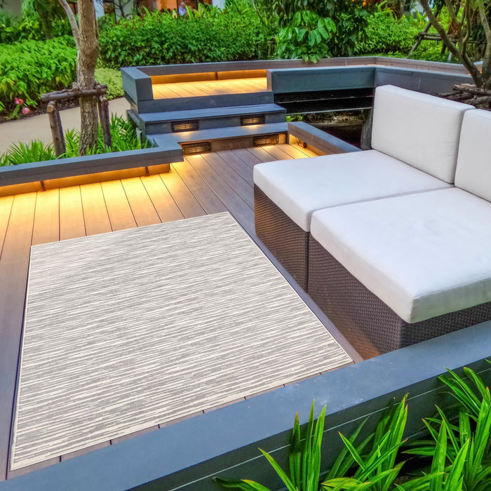 Carpette Eadda gris clair 6 pi 7 po x 9 pi 6 po