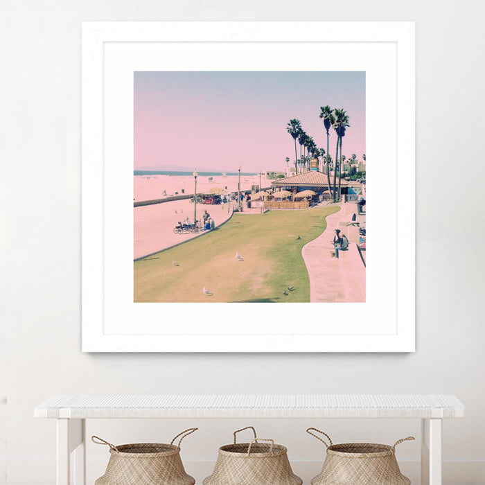 Œuvre d’art murale encadrée blanche et mate « Summer Days » 30 x 30