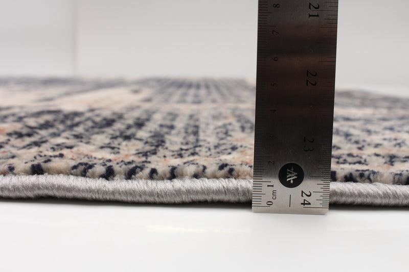 Carpette Abigail grise 3 pi 10 po x 6 pi 0 po