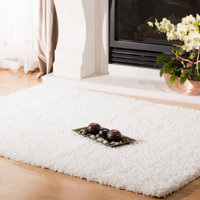 Carpette à poil long Victoria blanche 3 x 5