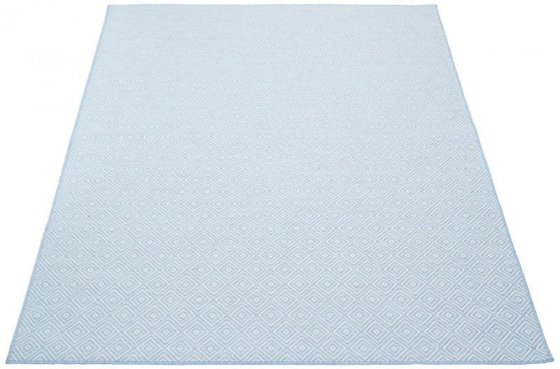 Carpette Neisha Diamond bleu clair 6 pi 7 po x 9 pi 6 po