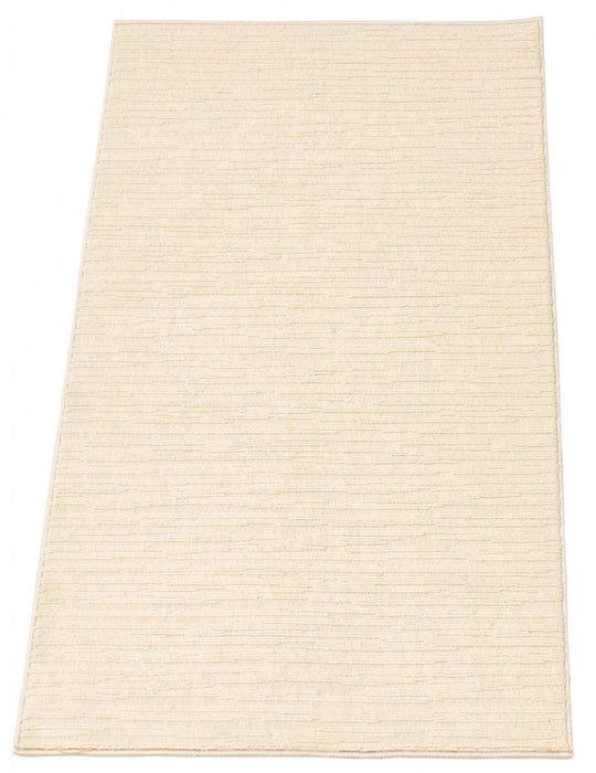 Carpette Eadda ivoire 2 pi 8 po x 4 pi 11 po