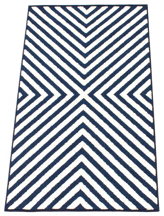 Carpette Dodie bleueivoire 2 pi 8 po x 4 pi 11 po