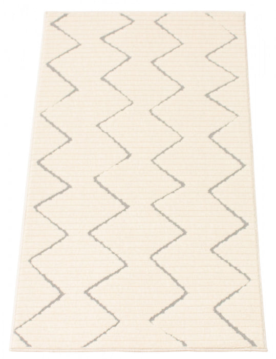 Carpette Kimi ivoire 2 pi 8 po x 4 pi 11 po